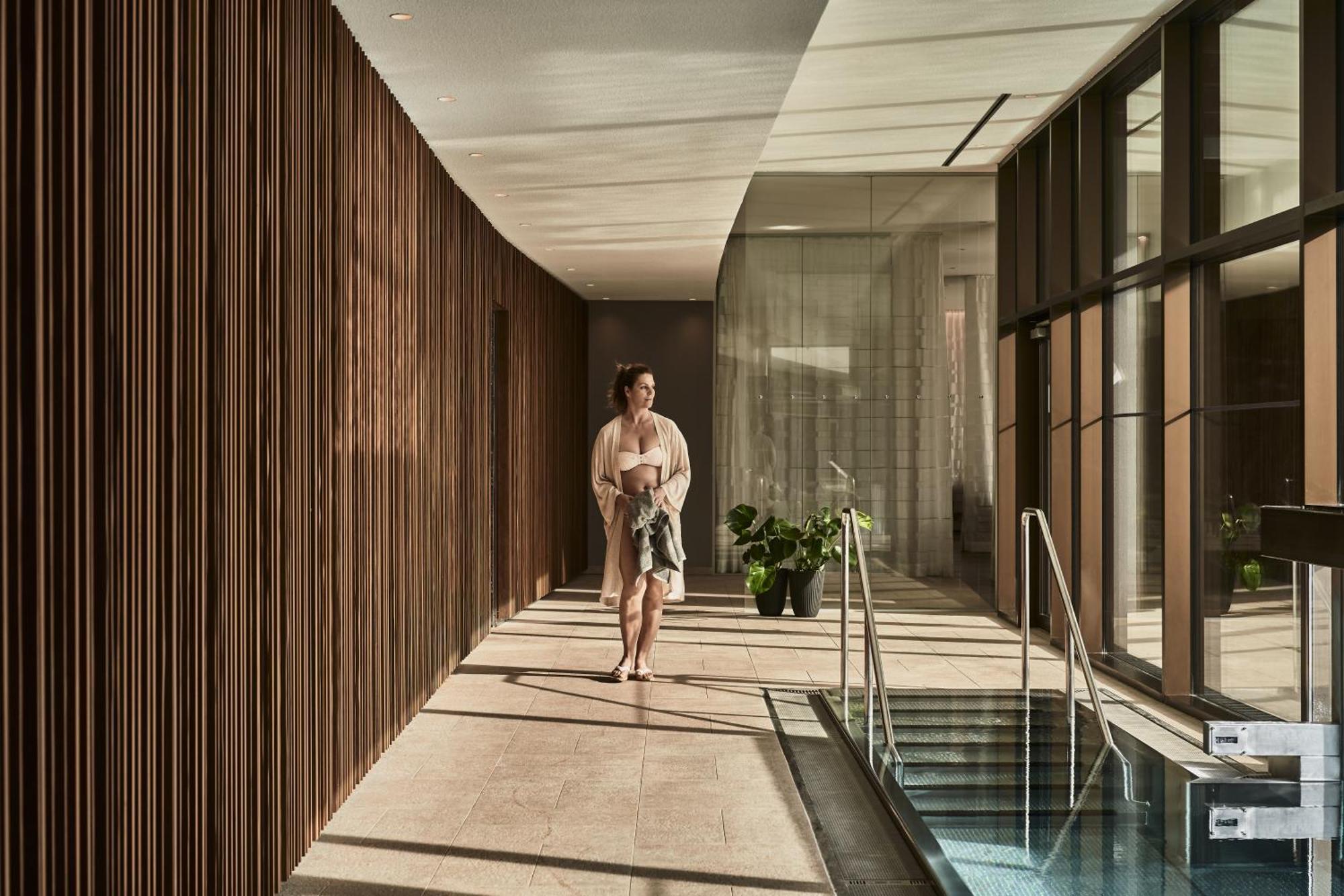 Falkensteiner Balance Resort Stegersbach - Adults Only Eksteriør billede The Spa at The Ritz-Carlton, Dubai
